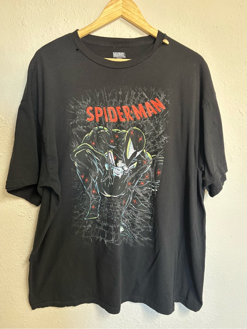 Marvel Spiderman Symbiote Distressed Graphic Tee Black 2XL